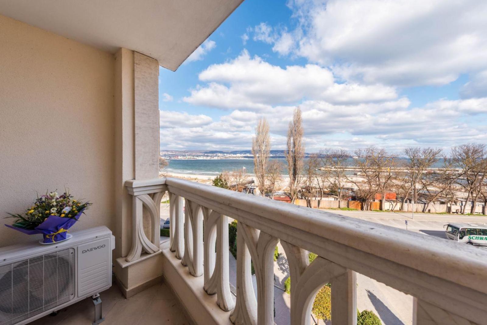 Summertime In Varna South Bay Beach Residence מראה חיצוני תמונה